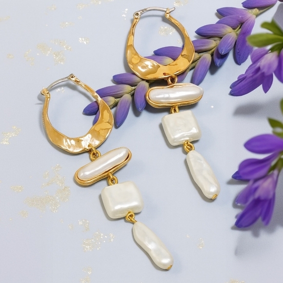 🆕️Gold Pearl Drop Earrings, Statement Dangle Earrings, Boho Chic Bridal Jewelry - Picture 11 of 14